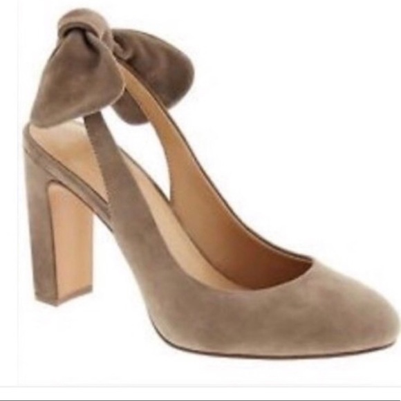 Banana Republic Shoes - BRAND NEW Madison block bow heels